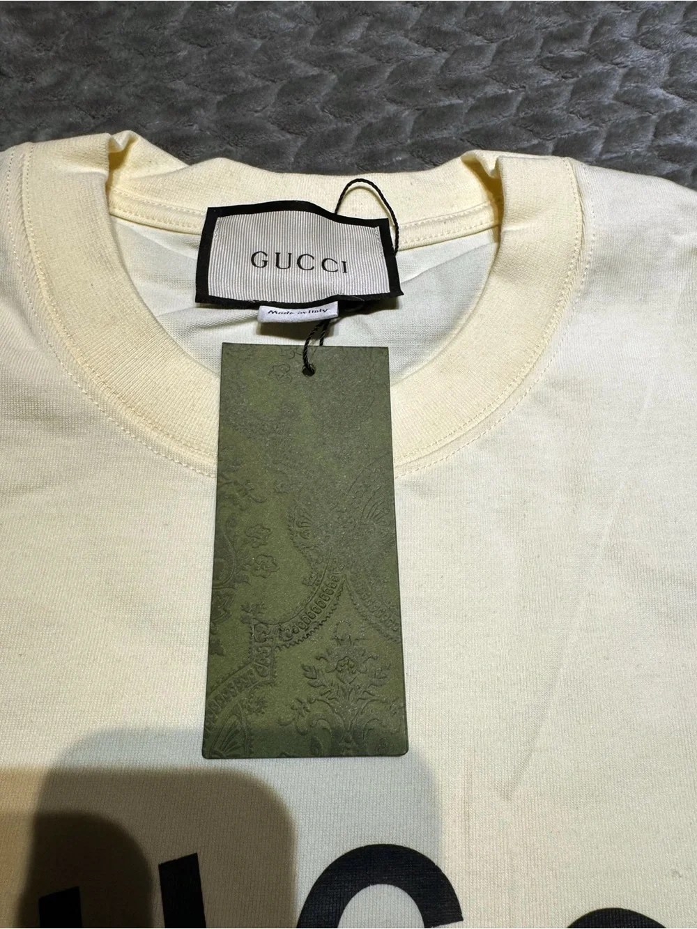 Oversized Gucci Cream Tee with Red & dark green Graphic Logo